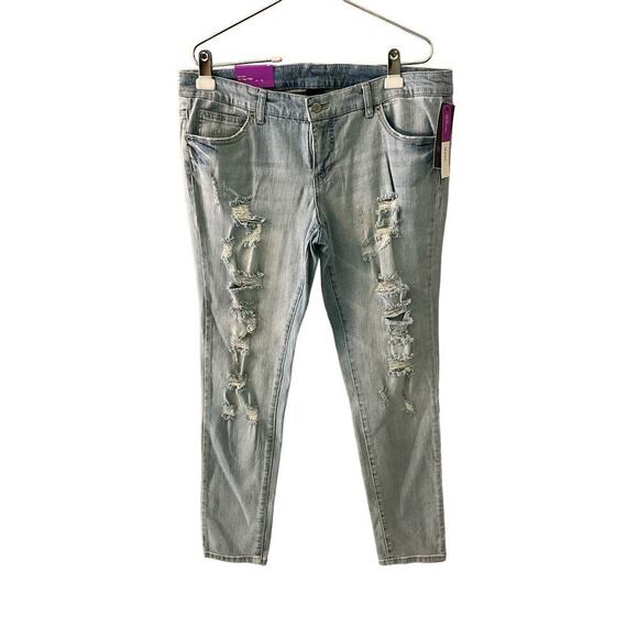 Mossimo Jeans Women Size 12 Blue Denim Light Wash Distressed Low-Rise Skinny Leg - Picture 1 of 7